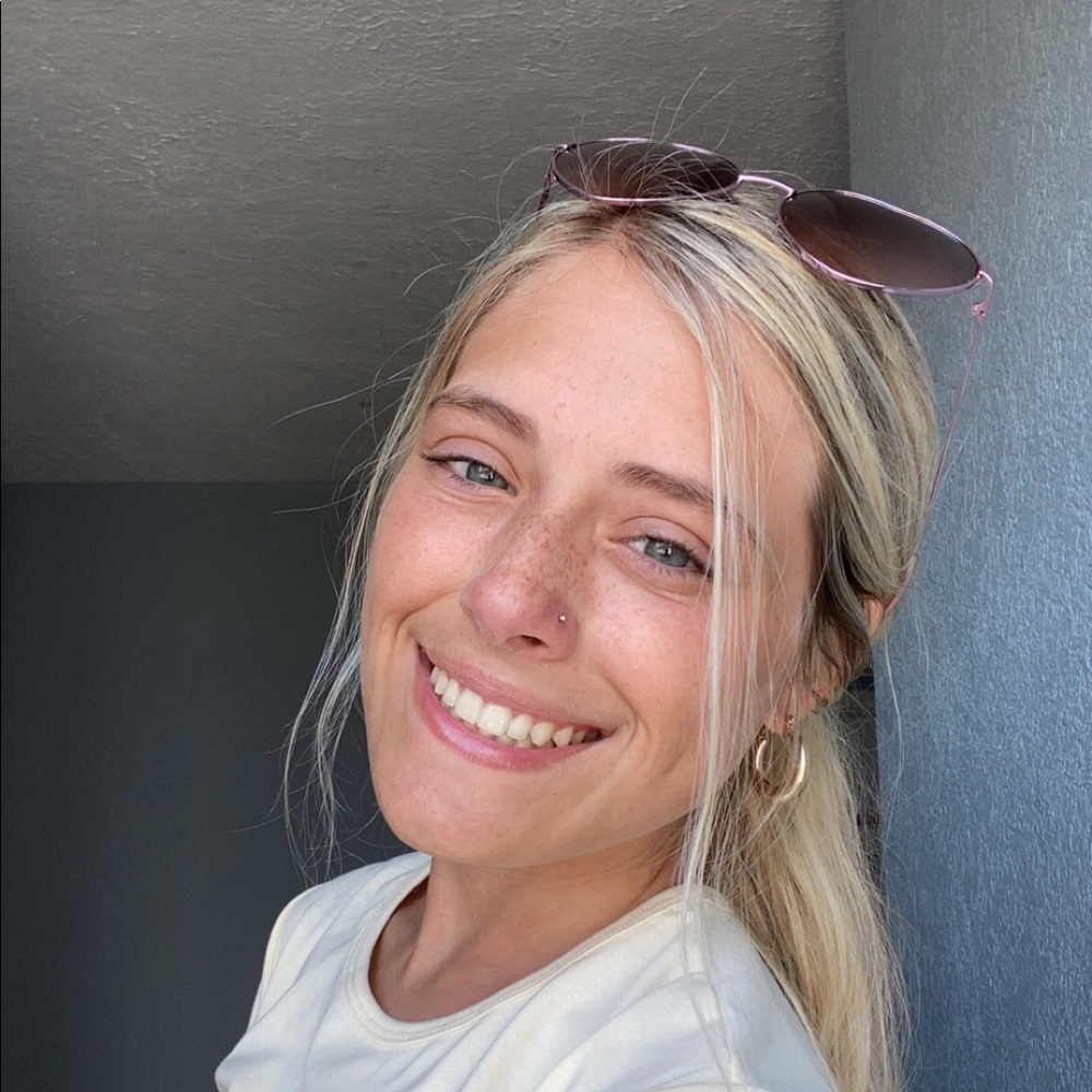 Meet your Posher, Kaitlyn